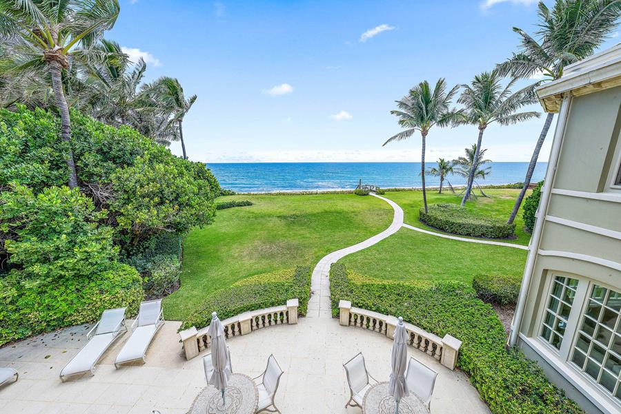 Rare Direct Oceanfront Estate